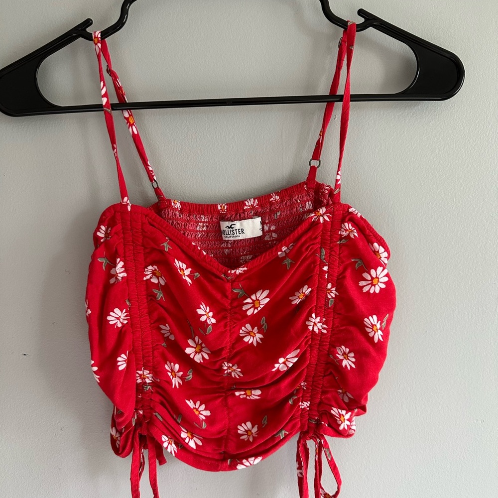 Hollister cropped floral tank